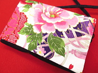義若オリジナルのポシェット 金彩牡丹と桜 赤白